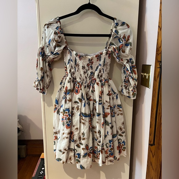 Misa Los Angeles Dresses & Skirts - Misa Los Angeles Floral Long Sleeve Dress in Blue and Brown